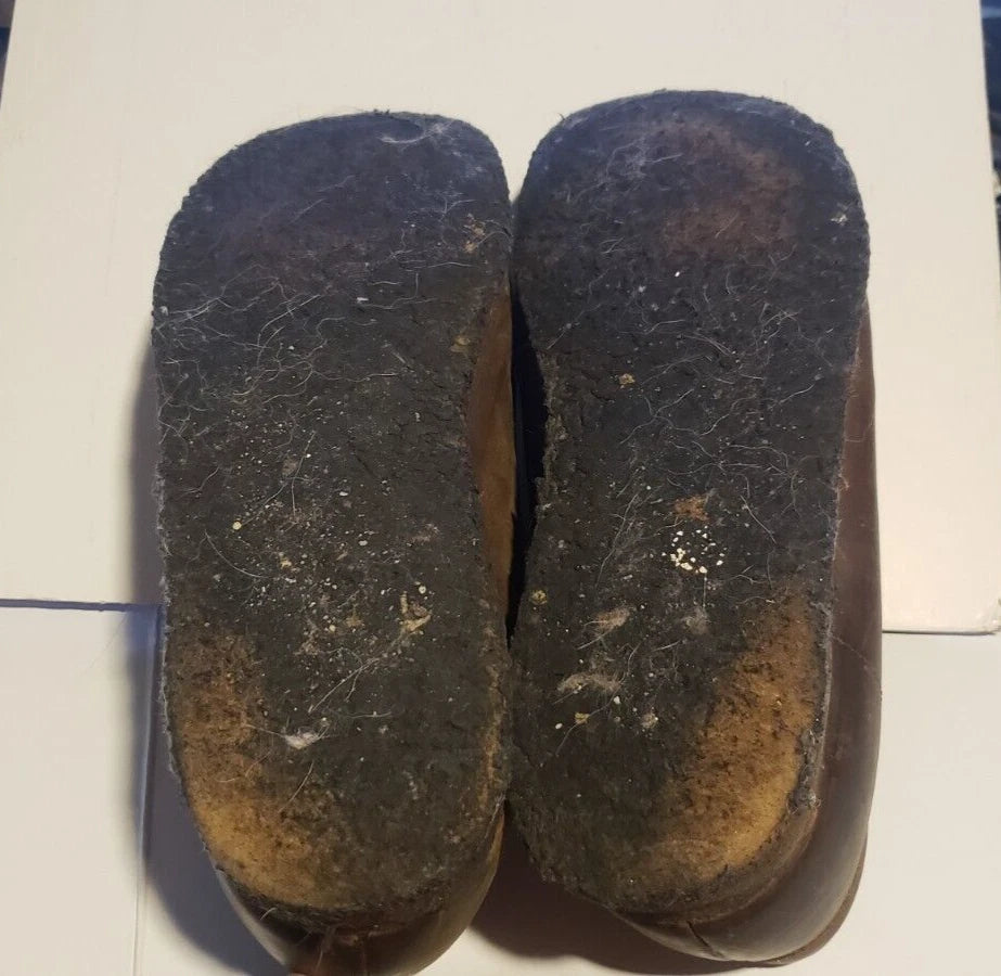USED - Size 9.5 M - Clarks Originals Wallabee Mens Dark Brown Natural Crepe Sole