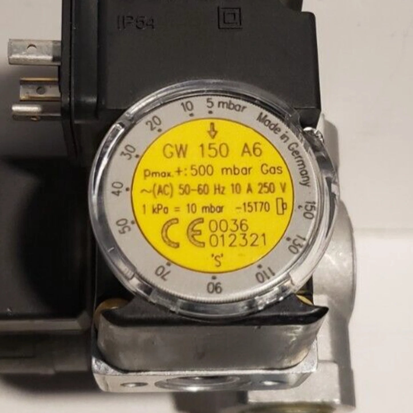NEW - Brahma EG12*L*GFD B.T. Solenoid Valves + Extras - FREE SHIPPING