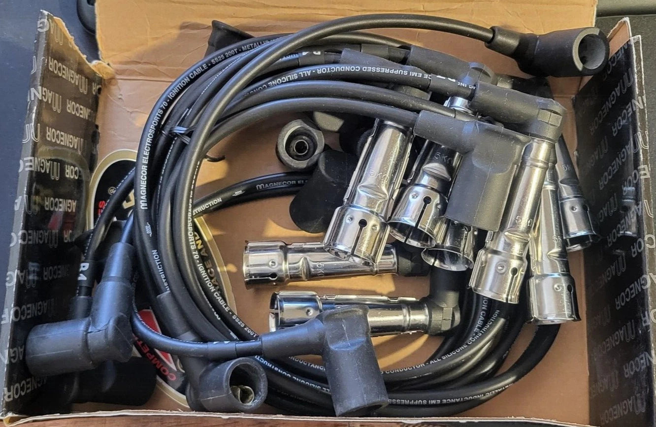 Magnecor Rolls Royce/Bentley 6.75i ltr V8 1990-94 Twin Distributor & Coil Leads
