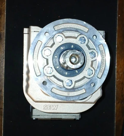 SEW Eurodrive Helical gearmotor RF27 DRN80MK4 3HP