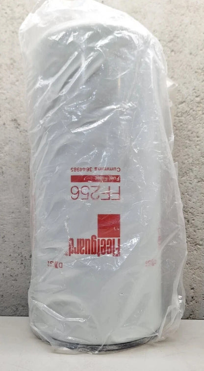 NEW GENUINE Fleetguard FF256 Oil Filter - Cummins 3644985