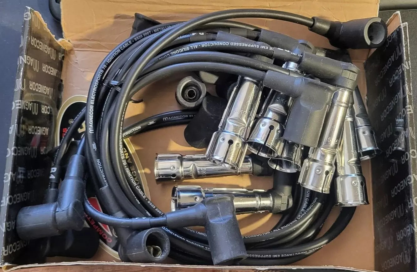 Magnecor Rolls Royce/Bentley 6.75i ltr V8 1990-94 Twin Distributor & Coil Leads