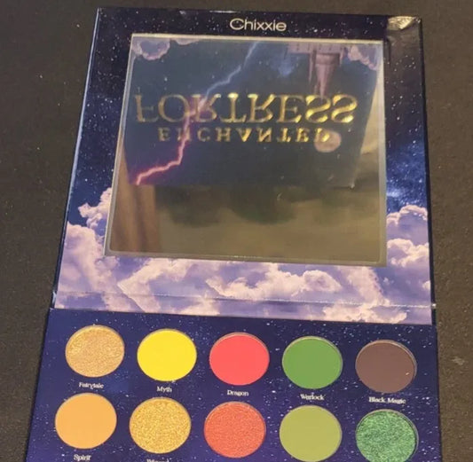 Chixxie - Enchanted Fortress Eyeshadow 25 Color Palette